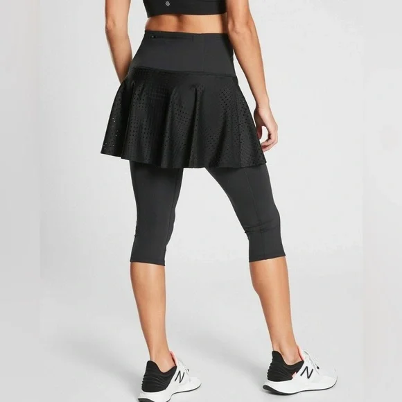 ATHLETA A Game 2 in 1 Crop Tight size Small in Black - Picture 2 of 12